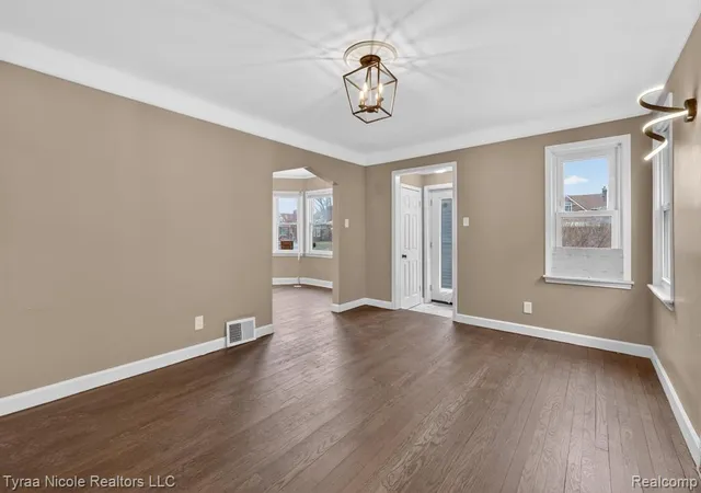 5th image of 19750 Mark Twain St, Detroit, MI 48235 | MLS# 60970407