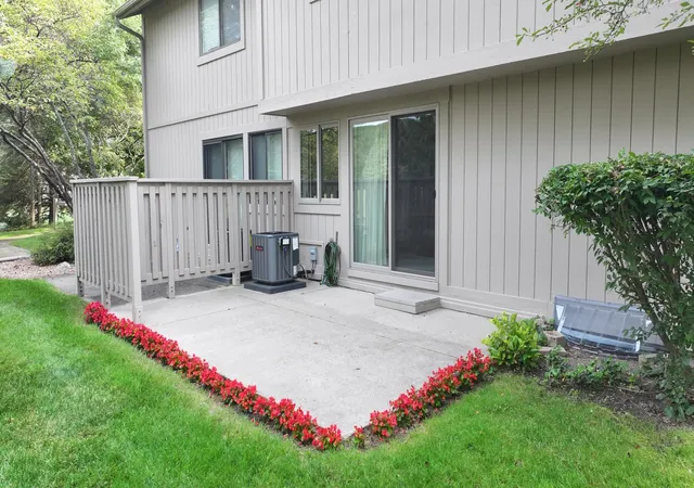 Photo 2 of Condo for sale at 2269 Fairway Pines Ct #Court4, Unit 51, Bay City, MI 48706 | MLS# 50218365 | Listing updated on 2026-09-16