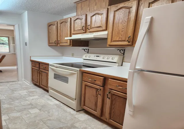 Photo 4 of Condo for sale at 2269 Fairway Pines Ct #Court4, Unit 51, Bay City, MI 48706 | MLS# 50218365 | Listing updated on 2026-09-16