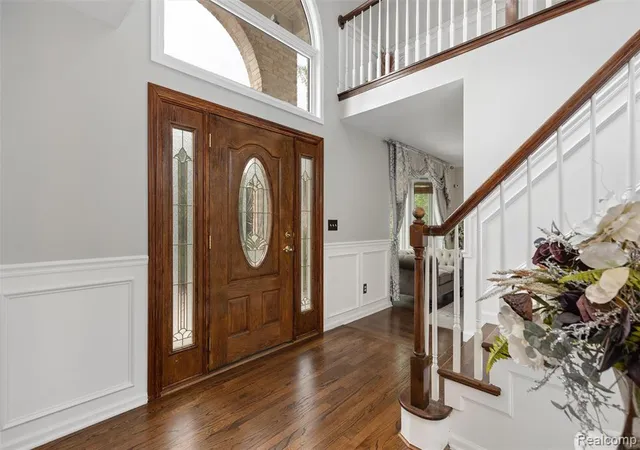 Photo 4 of Sale Pending at 37570 Dale Dr, New Boston, MI 48164 9047 | MLS# 61025711 | Listing updated on 2026-09-17