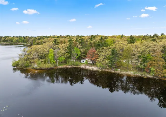 Photo 2 of Single family home for sale at 95 E Piney Rd, Manistee, MI 49660 | MLS# 70541125 | Listing updated on 2026-08-28