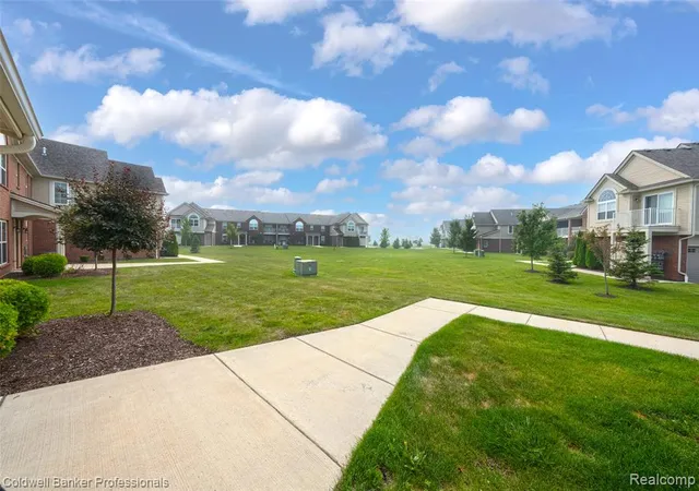 Photo 5 of Condo for sale at 22026 Andover Dr, Macomb, MI 48042 | MLS# 61012289 | Listing updated on 2026-08-17