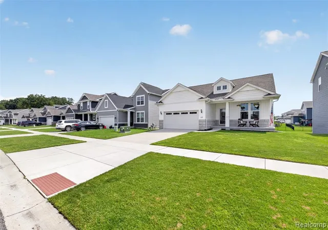 31st image of 2169 Dabate Dr, Howell, MI 48843 | MLS# 61020428