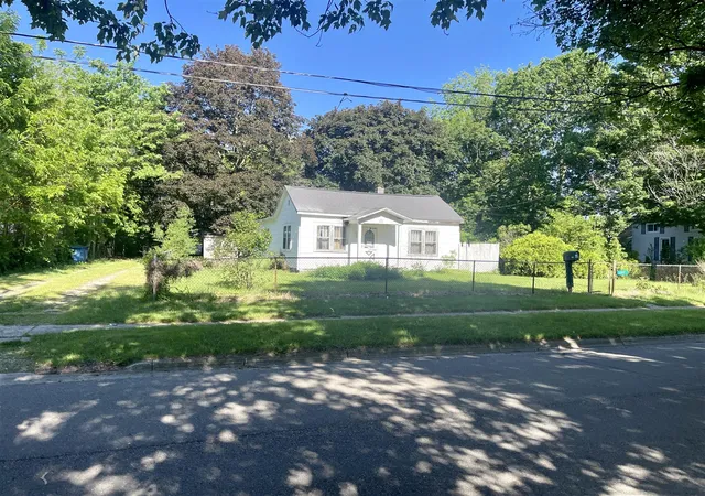 3rd image of 112 Elm St, Coldwater, MI 49036 | MLS# 70535629