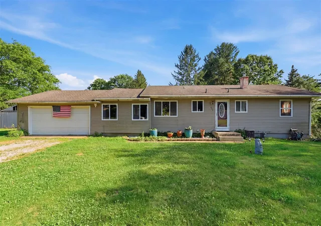 Homes for sale in Battle Creek, MI | 209 Cardinal Ave, Battle Creek, MI 49037 | MLS# 70544256