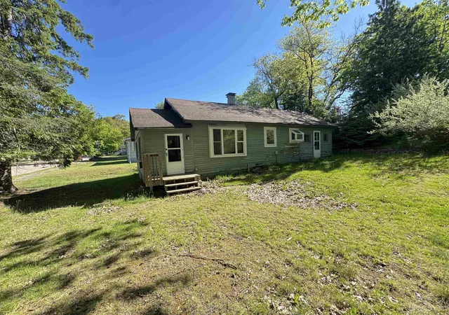 Homes for sale in Kingsford, MI | 508 Oak St, Kingsford, MI 49802 | MLS# 50209657