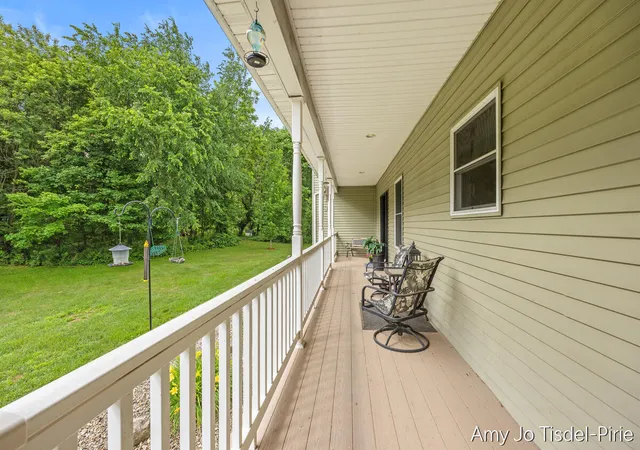 Homes for sale in Laingsburg, MI | 5824 W Grand River Rd, Laingsburg, MI 48848 | MLS# 70542744