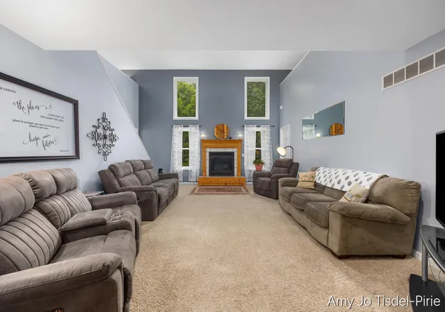 Homes for sale in Laingsburg, MI | 5824 W Grand River Rd, Laingsburg, MI 48848 | MLS# 70542744