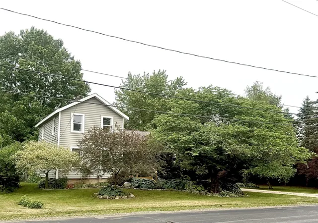 Homes for sale in Napoleon, MI | 283 East Ave, Napoleon, MI 49261 | MLS# 70537850