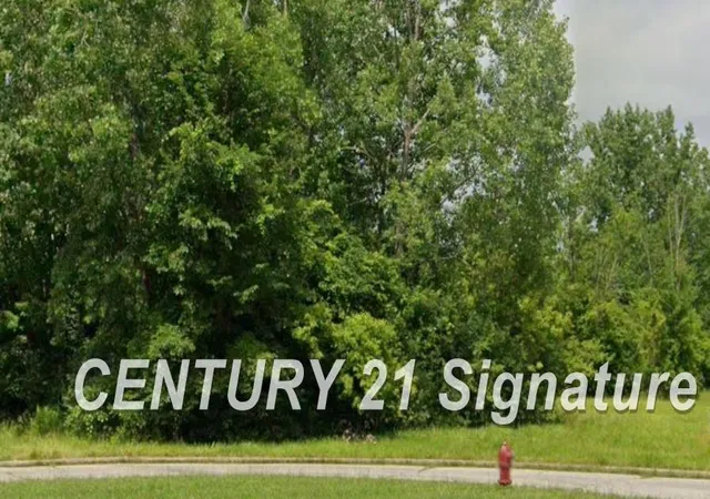 3rd image of 3400 Hallmark Ct, Saginaw, MI 48603 | MLS# 50197508