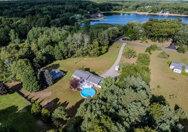 2nd image of 13955 Pine Lake Ave, Cedar Springs, MI 49319 | MLS# 70553261