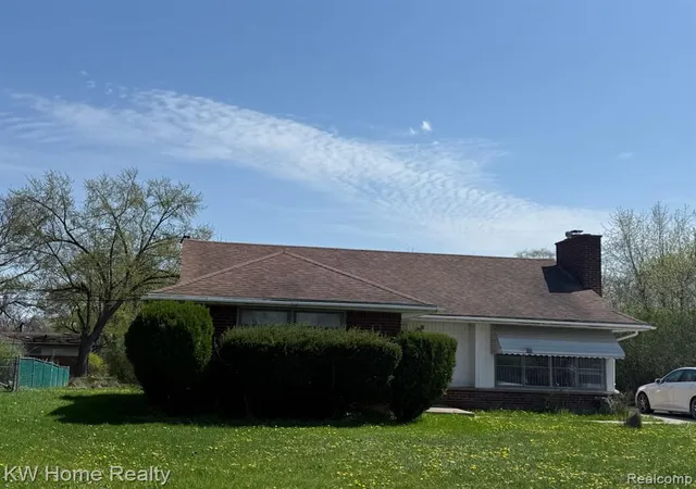 1st image of 29316 Southgate Dr, Southfield, MI 48076 1779 | MLS# 60988397