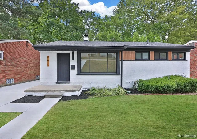 Photo 3 of Single family home for sale at 21911 Whitmore St, Oak Park, MI 48237 | MLS# 61023190 | Listing updated on 2026-09-06