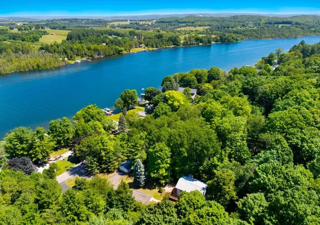 3rd image of 7066 Crystal Shores Dr, Bellaire, MI 49615 | MLS# 80070607