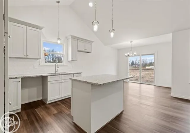 Photo 3 of Sale Pending at 1839 Riley Rd #47, Saint Clair, MI 48079 | MLS# 50166277 | Listing updated on 2025-10-09