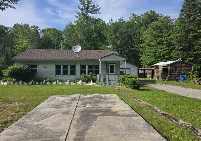 Homes for sale in Glennie, MI | 4338 Loud Dam Rd, Glennie, MI 48737 | MLS# 80069593
