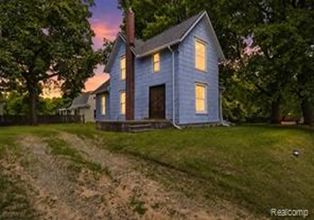 Homes for sale in Jackson, MI | 307 N Gorham St, Jackson, MI 49202 | MLS# 61009137