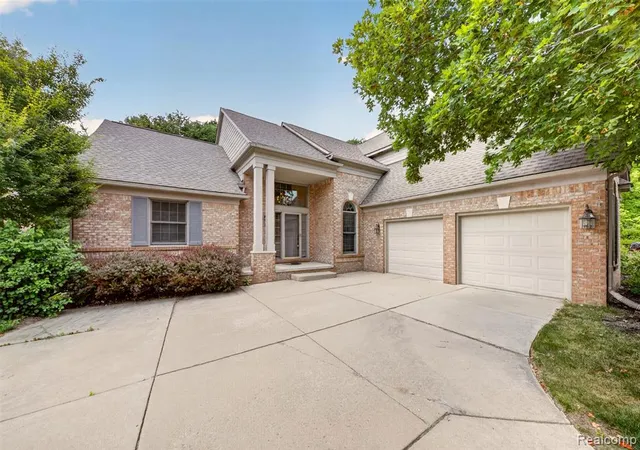 1st image of 18144 Cascade Dr, Northville, MI 48168 | MLS# 61017566