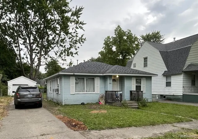 1st image of 1916 Joslin St, Saginaw, MI 48602 | MLS# 60923118