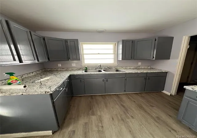 2nd image of 1916 Joslin St, Saginaw, MI 48602 | MLS# 60923118