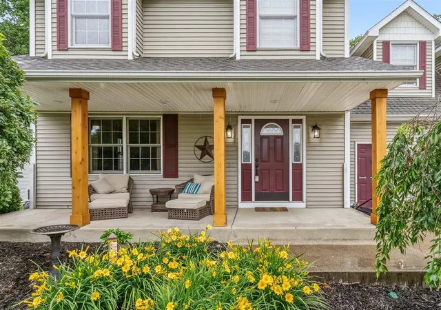 Photo 3 of Sale Pending at 2600 Orange Meadow Ln, Kalamazoo, MI 49004 | MLS# 70550840 | Listing updated on 2026-09-03