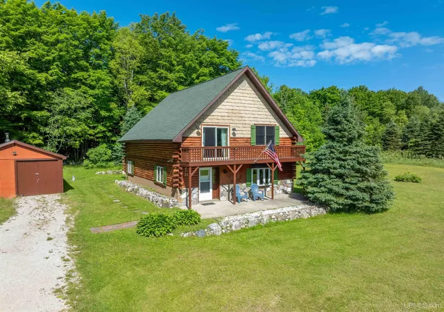 Homes for sale in Shingleton, MI | N6427 County Rd H15, Shingleton, MI 49884 | MLS# 50213650