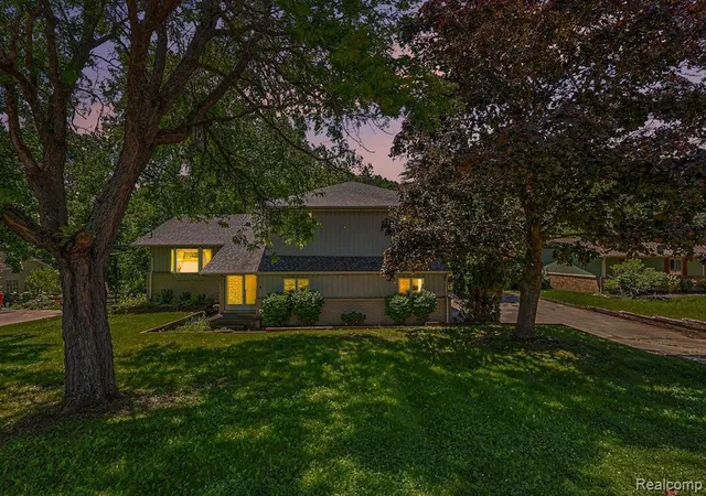 43rd image of 1457 W Avon Rd, Rochester Hills, MI 48309 3044 | MLS# 61002998