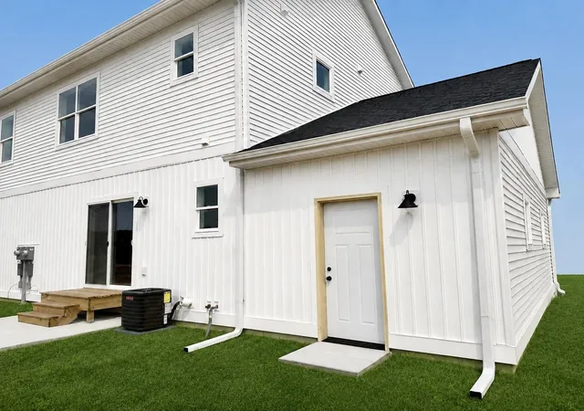 2nd image of 278 Viola Ln, Traverse City, MI 49685 | MLS# 80072578