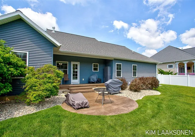 Homes for sale in Douglas, MI | 349 Parkside Ln, Douglas, MI 49406 | MLS# 70540896