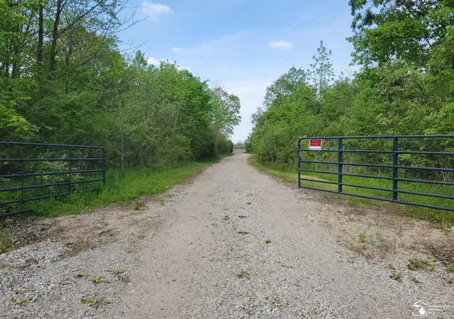 1st image of 13635 Exeter Rd, Carleton, MI 48117 | MLS# 50208153