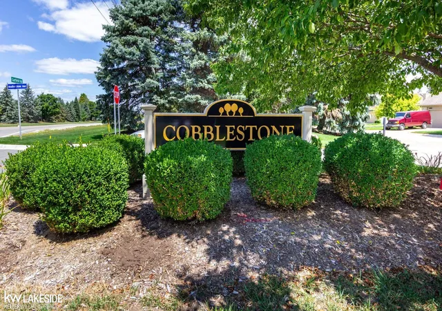 Photo 3 of Sale Pending at 16907 Driftwood Dr #95; 39, Macomb, MI 48042 | MLS# 50216106 | Listing updated on 2026-08-24
