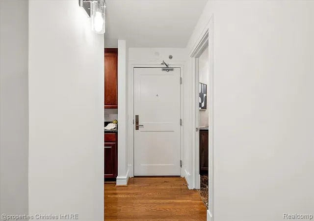 Photo 4 of Condominium at 411 S Old Woodward Ave #821, Birmingham, MI 48009 | MLS# 60976592 | | Sold on 2026-04-30