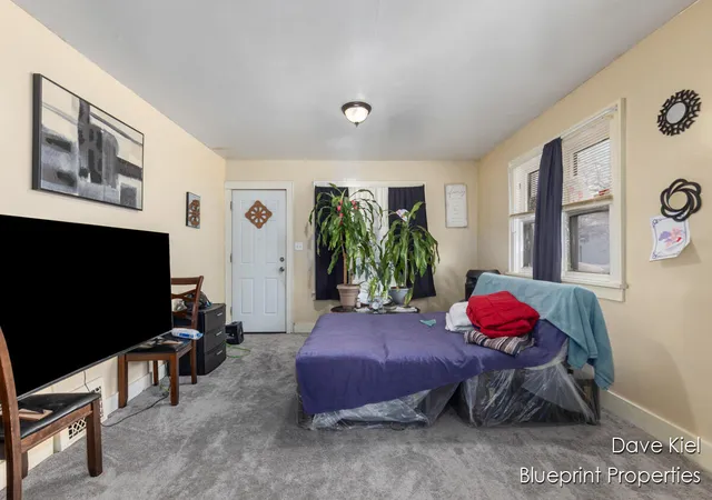 Photo 2 of Sale Pending at 1195 S Getty St, Muskegon, MI 49442 | MLS# 70514325 | Listing updated on 2026-02-13
