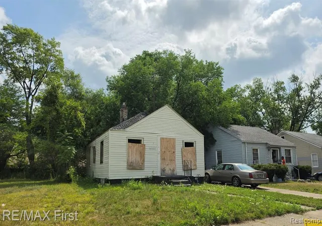 Photo 2 of Single family home for sale at 19384 Dresden St, Detroit, MI 48205 | MLS# 61020216 | Listing updated on 2026-08-13