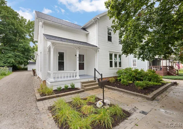 Photo 2 of Single family home for sale at 614 Toledo St, Adrian, MI 49221 | MLS# 50218337 | Listing updated on 2026-09-05