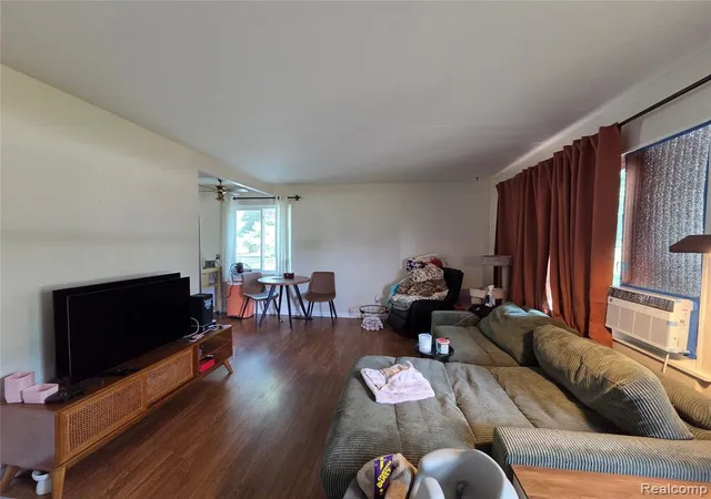 Photo 2 of Sale Pending at 6056 Dort Hwy, Grand Blanc, MI 48439 8100 | MLS# 61014606 | Listing updated on 2026-09-04
