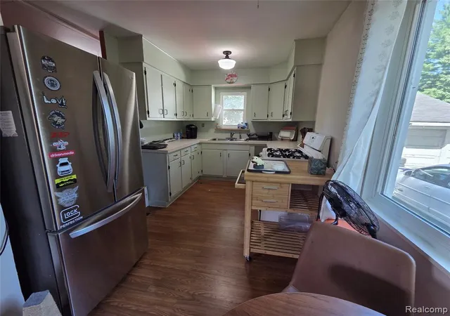 Photo 3 of Sale Pending at 6056 Dort Hwy, Grand Blanc, MI 48439 8100 | MLS# 61014606 | Listing updated on 2026-09-04