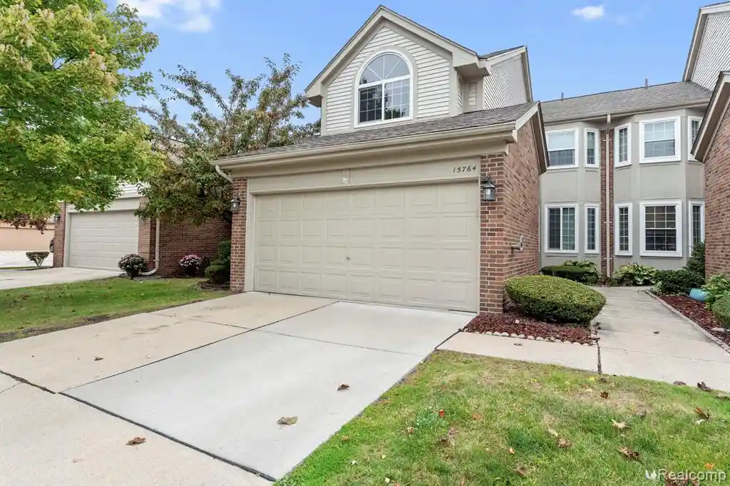 Photo 1 of Condo for sale at 15764 Golfview Dr #185, Riverview, MI 48193 | MLS# 61039934 | Listing updated on 2026-10-29