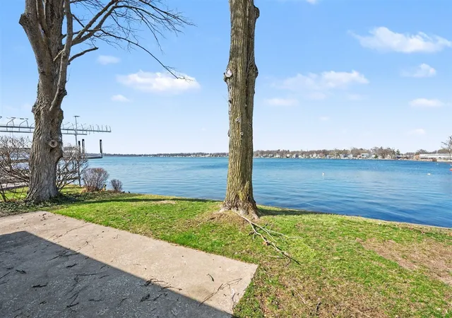 20th image of 2019 Lakeview Dr, Portage, MI 49002 | MLS# 70521893
