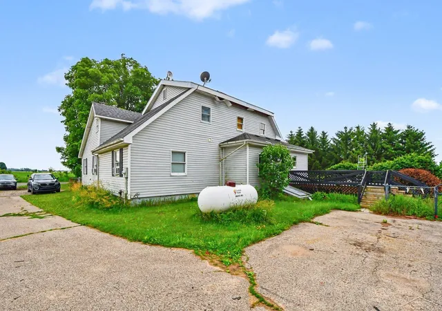 Homes for sale in Lake Odessa, MI | 10602 Jordan Lake Rd, Lake Odessa, MI 48849 | MLS# 50213219