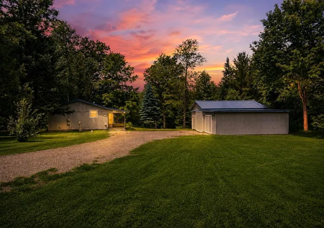 2nd image of 1517 S Whitney Rd, Beaverton, MI 48612 | MLS# 50215628