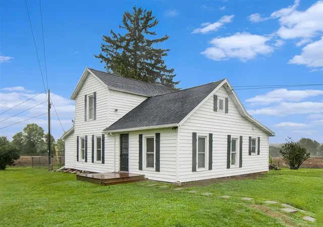 Photo 3 of Sale Pending at 6420 Lamie Hwy, Vermontville, MI 49096 | MLS# 70555108 | Listing updated on 2026-09-24