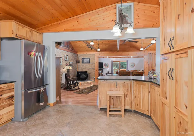 Photo 2 of Single family home for sale at 3420 N 16 Mile Lake Rd, Munising, MI 49862 | MLS# 50219803 | Listing updated on 2026-08-28