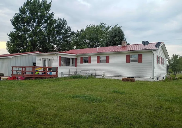 Photo 1 of Single family home for sale at 16463 Geddes Rd, Hemlock, MI 48626 | MLS# 50218065 | Listing updated on 2026-09-10