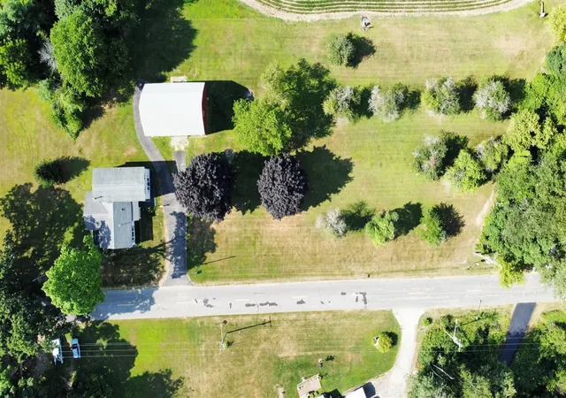 48th image of 2151 E Coral Rd, Edmore, MI 48829 | MLS# 70549270