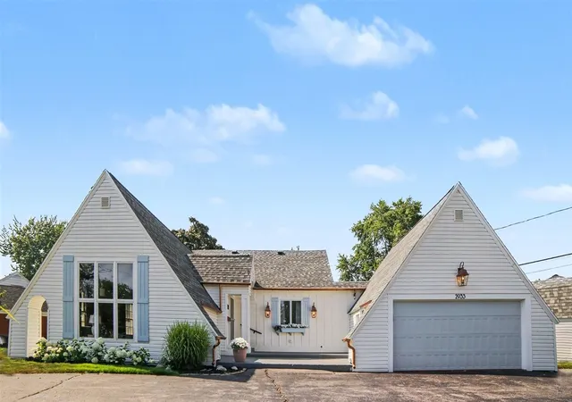 1st image of 2933 Dawes Rd, Muskegon, MI 49441 | MLS# 70544638
