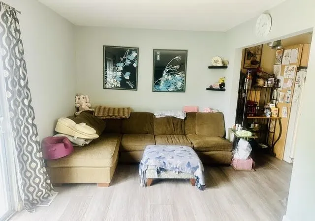 3rd image of 209 N Christine Cir, Mount Clemens, MI 48043 | MLS# 50217014