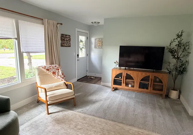 Photo 3 of Single family home for sale at 9949 Kessler Dr, Saginaw, MI 48609 | MLS# 50219967 | Listing updated on 2026-09-13