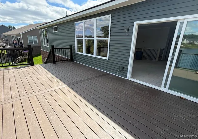 Photo 3 of Single family home for sale at 897 Preserve Ln, White Lake, MI 48386 1708 | MLS# 61009697 | Listing updated on 2026-08-26