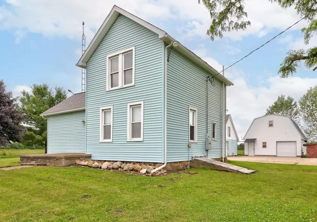 Homes for sale in Millington, MI | 8075 Caine Rd, Millington, MI 48746 | MLS# 50179472